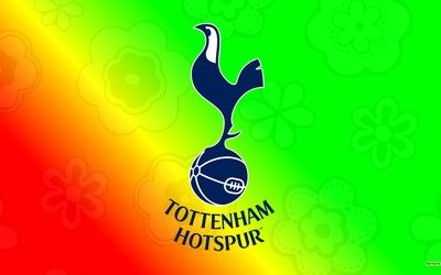 天行电竞动态-C罗任意球被人墙挡出底线